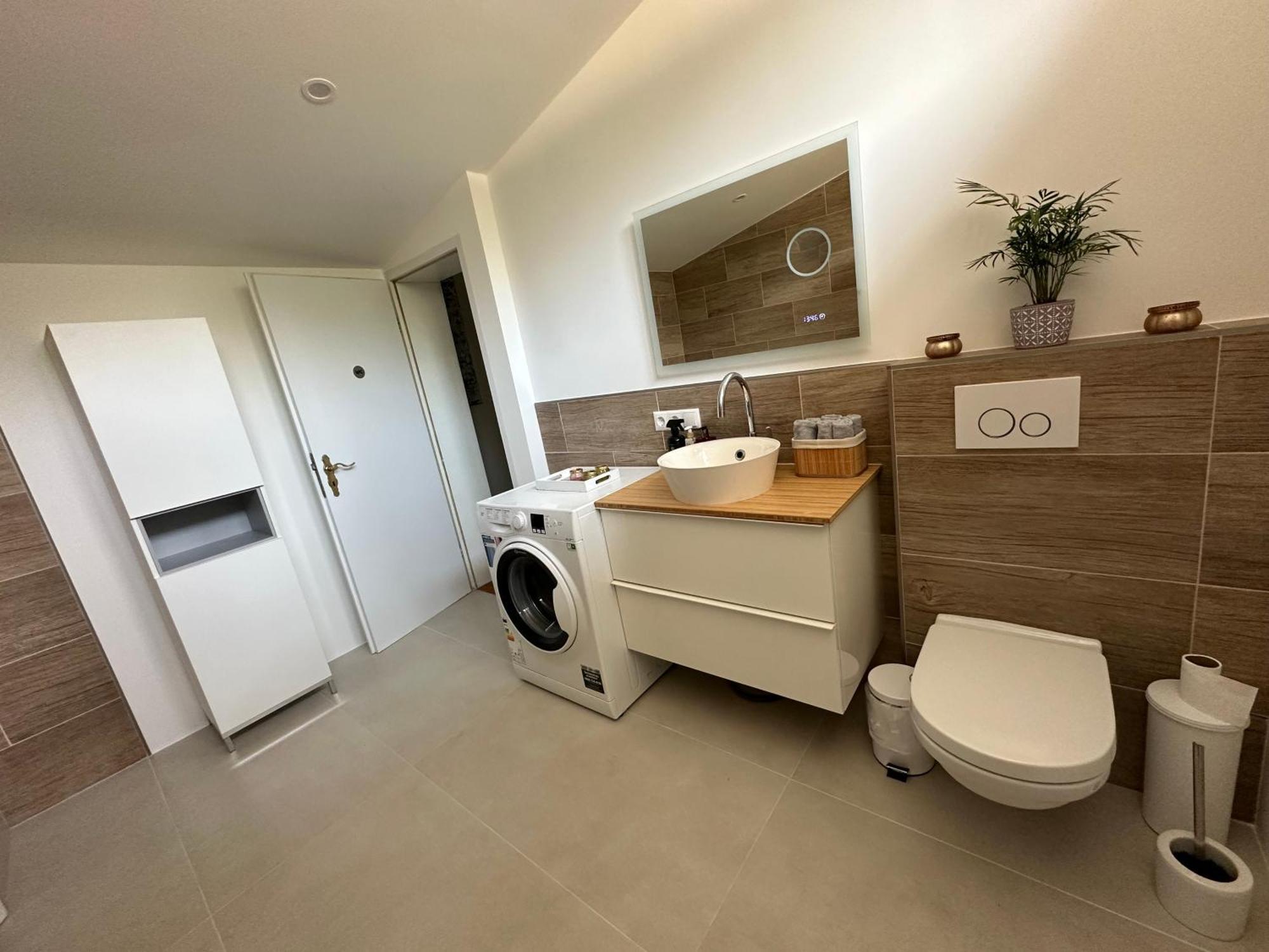 A&E Rooms Fernwald Екстериор снимка