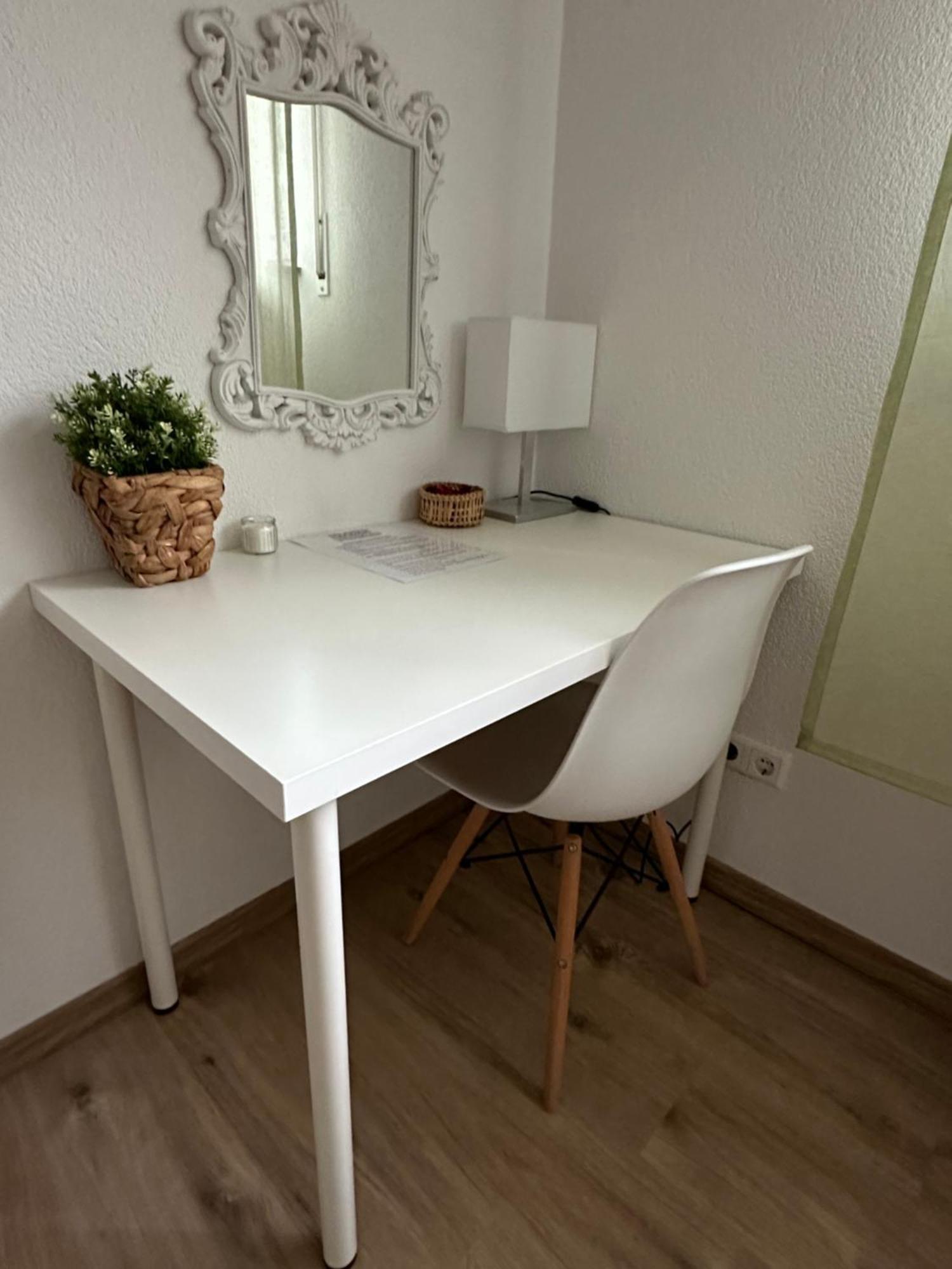 A&E Rooms Fernwald Екстериор снимка